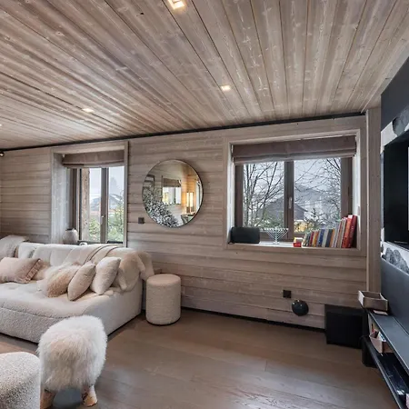 Chalet Luxueux 6 Avec Jacuzzi Et Home-cinéma à Megève, Proche Centre - Fr-1-569-93